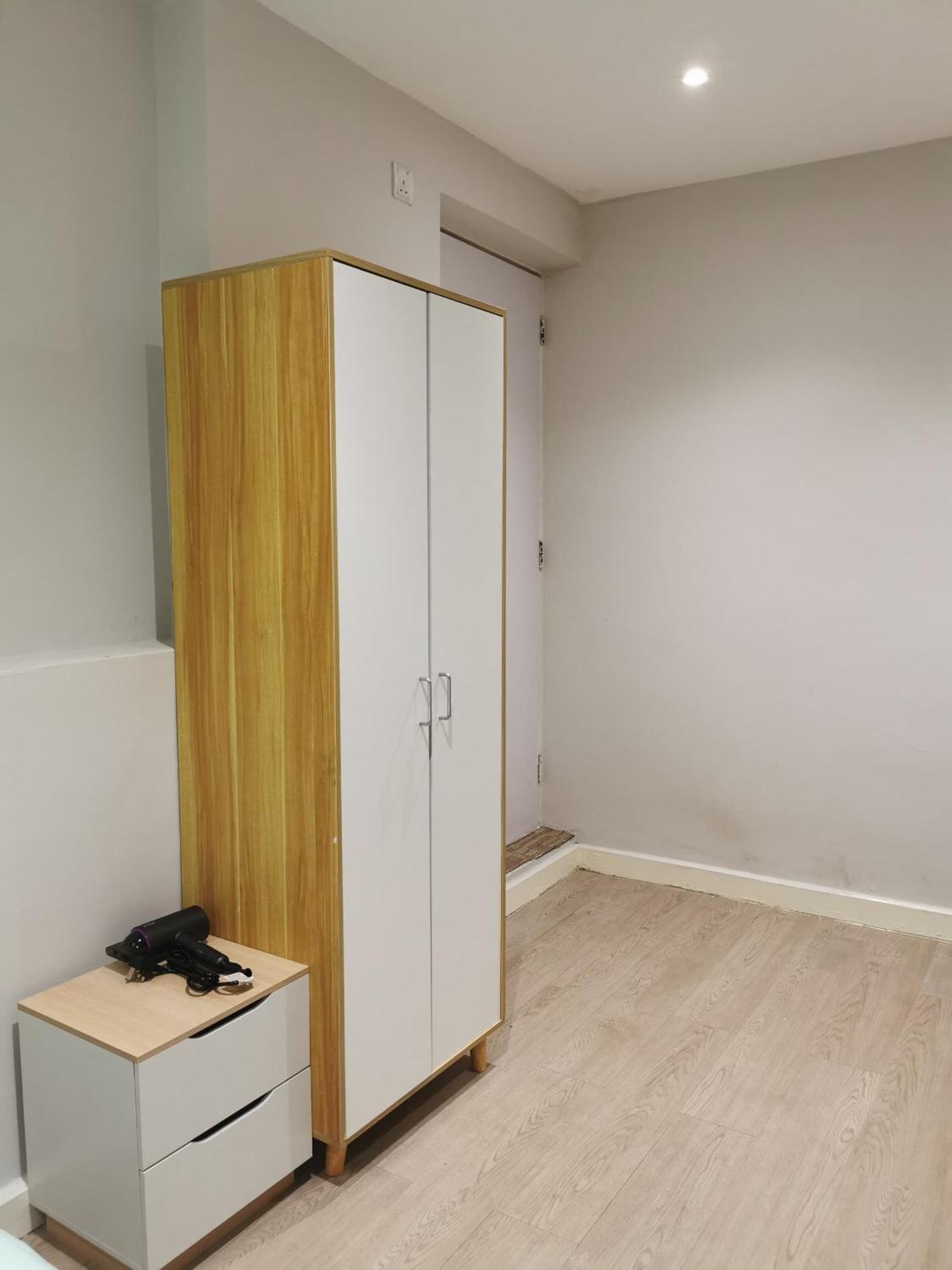 Autumn Guesthouse'S Near Jalan Alor Bukit Bintang กัวลาลัมเปอร์ ภายนอก รูปภาพ