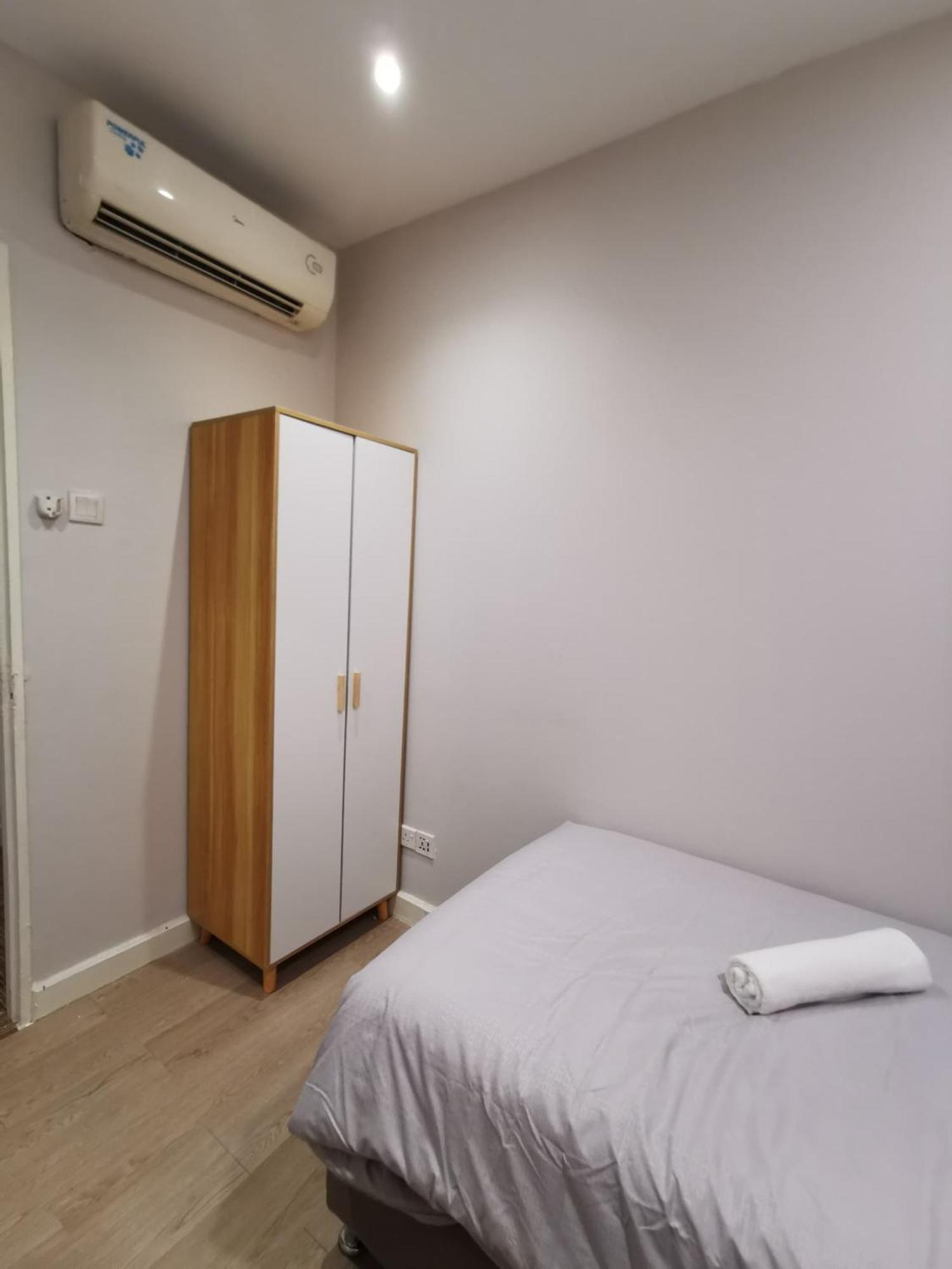 Autumn Guesthouse'S Near Jalan Alor Bukit Bintang กัวลาลัมเปอร์ ภายนอก รูปภาพ